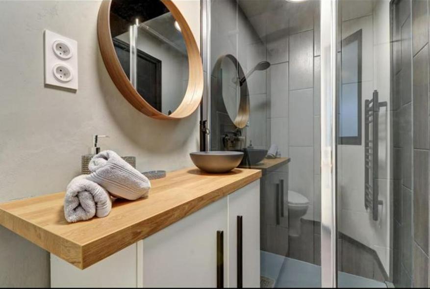 Les Appartements De Romain Et Julien 第戎 外观 照片
