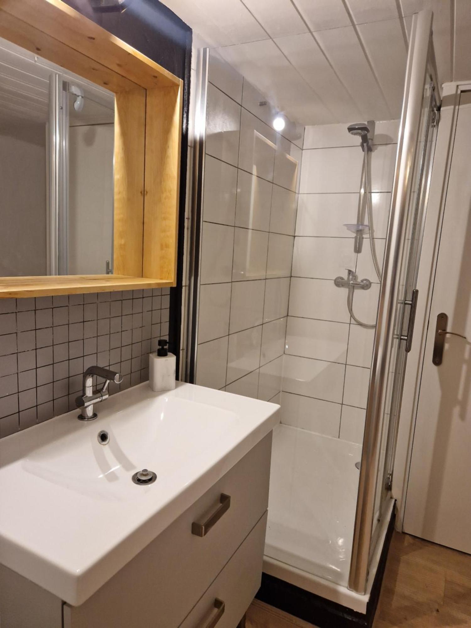 Les Appartements De Romain Et Julien 第戎 外观 照片